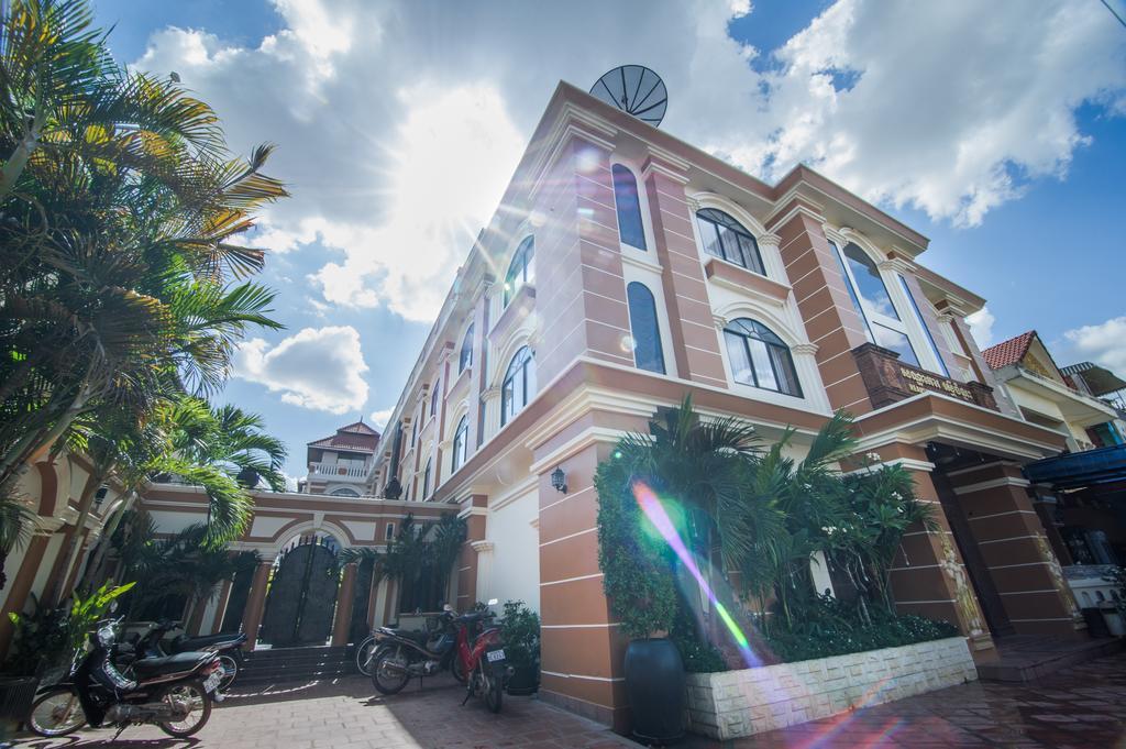 Reaksmey Chanreas Hotel Siem Reap Dış mekan fotoğraf